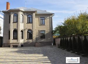 GreekHouse
