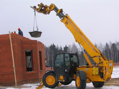 Телескопический погрузчик JCB