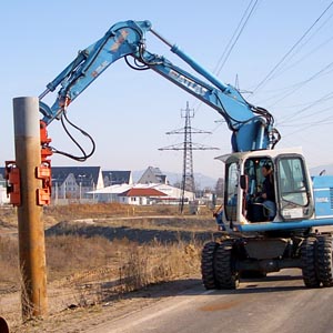 Вибропогружатель на экскаваторе